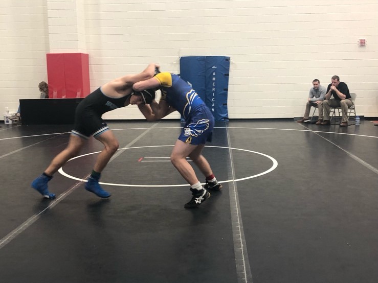 Austin Finley begins his first match neutral, and begins for his first take-down. 