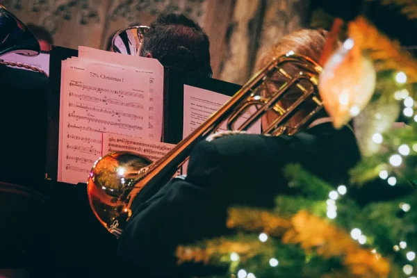 Christmas Music: To Listen or Not to Listen?