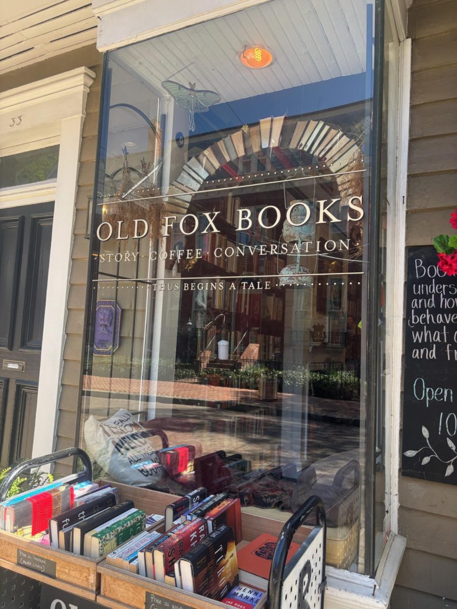 This Fox-tastic Book Store is A Must Visit While in Downtown Annapolis